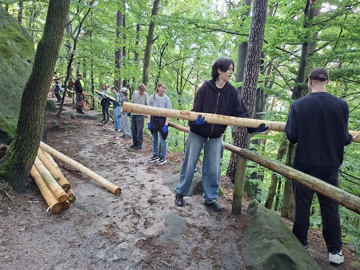 Arbeitseinsatz Nationalpark und Forstverwaltung mit FÖ Jlern und ZDF am Lilienstein